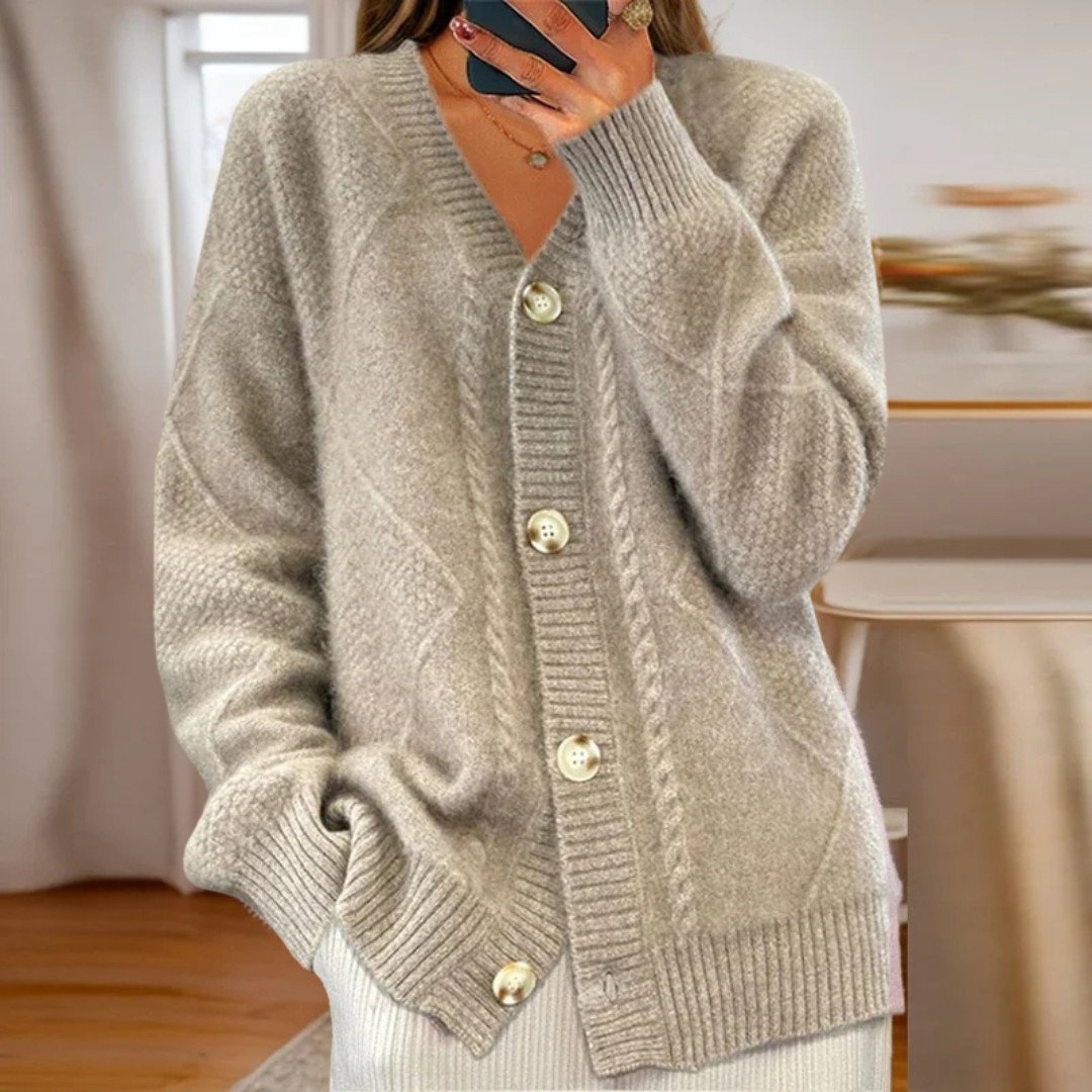EVERLY – COZY KNIT BUTTON-DOWN CARDIGAN