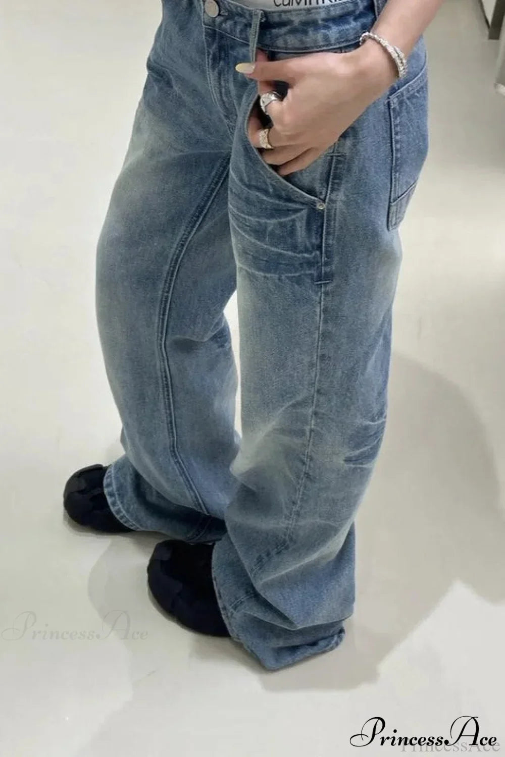 Frayed Whisker Vintage Relaxed Straight Jeans