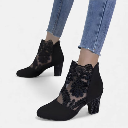 Héloïse | Lace Heels
