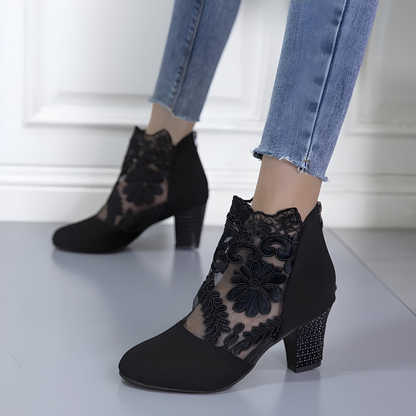 Isabelle | Lace Heels