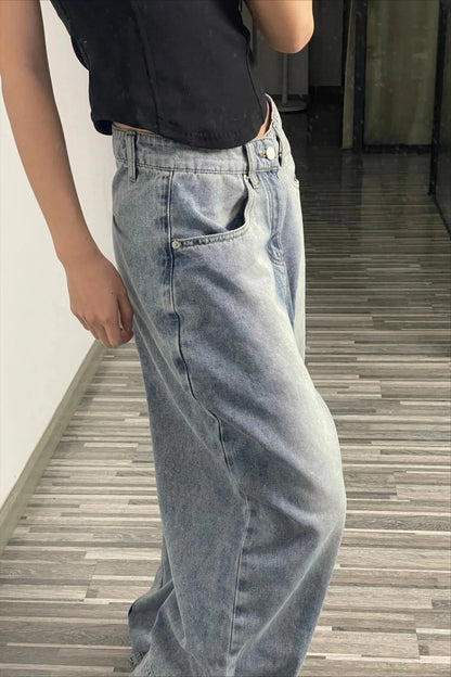 Loose Fit Reverse Pocket Jeans