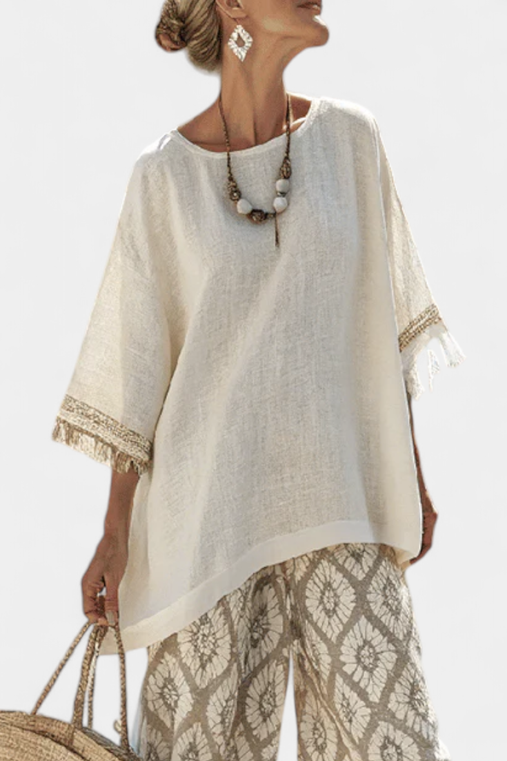 Ilaria — Sophisticated top and casual pants
