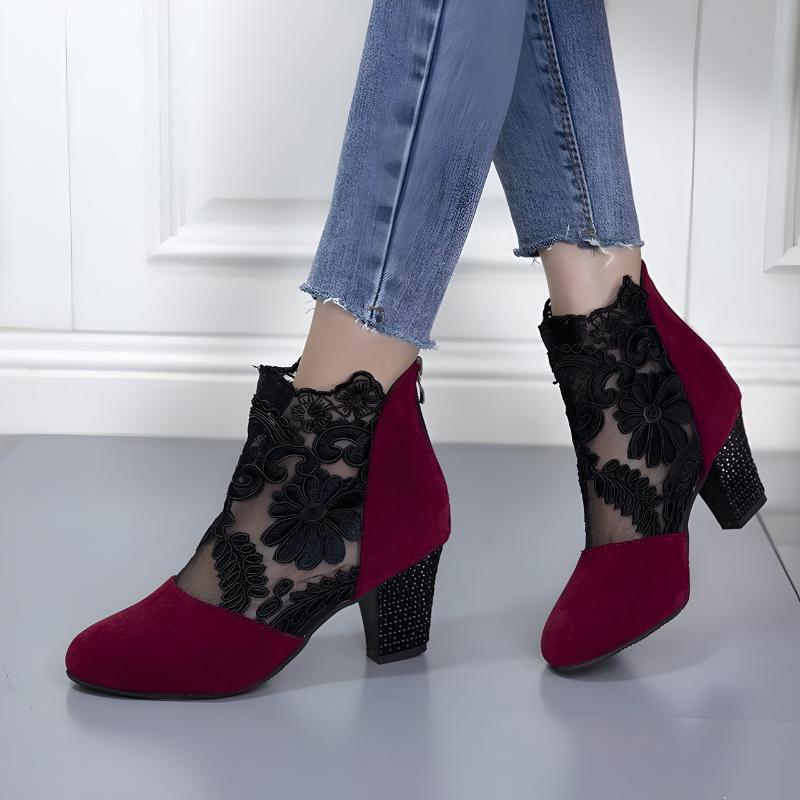 Isabelle | Lace Heels