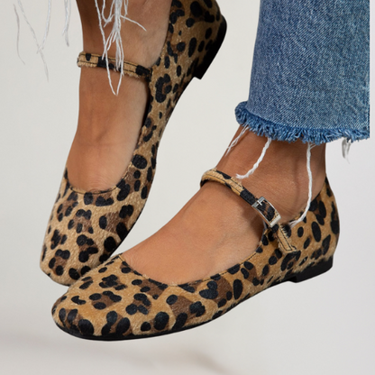 Lena | Orthopedic ballet flats with a buckle and adjustable strap