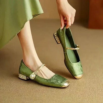 Daisy | Bridal Moccasins