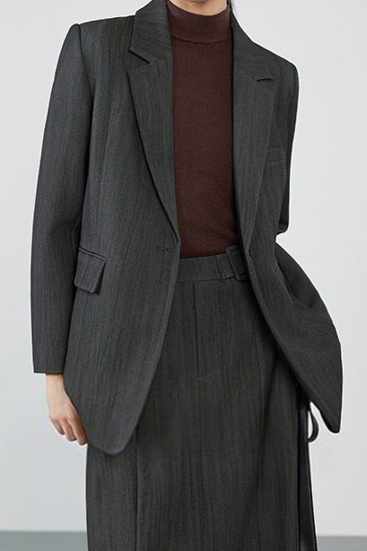 Classic Peak Lapel Blazer