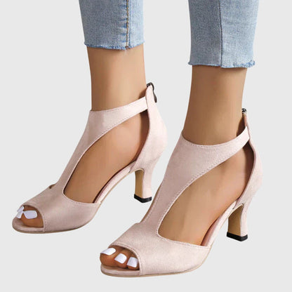 Amélie | Cut Heels
