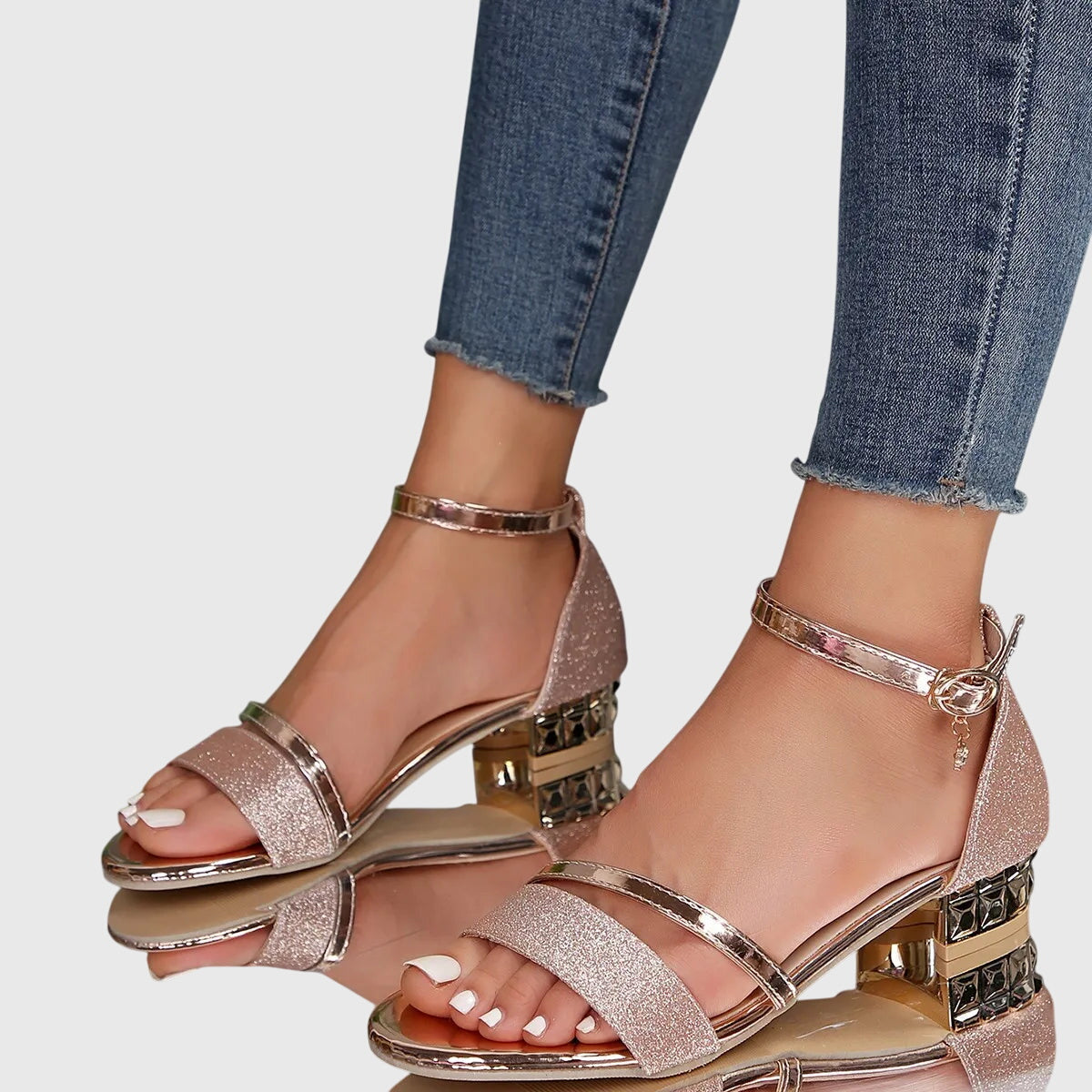 Manon | Shiny Heels