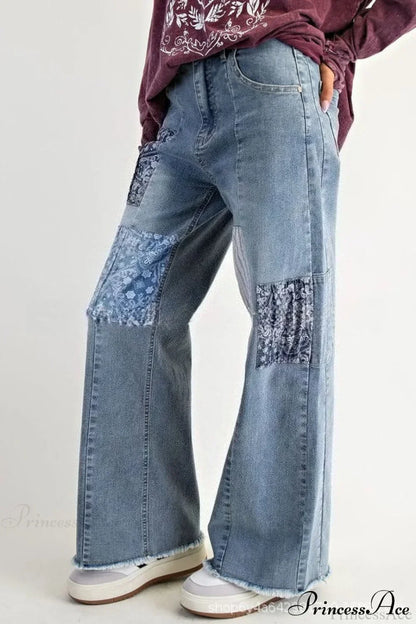 High Waisted Appliqué Straight Leg Jeans