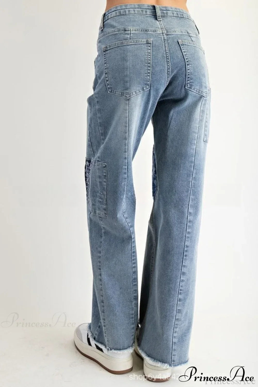High Waisted Appliqué Straight Leg Jeans