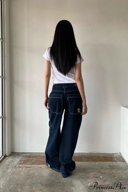 Minimalist Pocket Embroidery Relaxed Wide Leg Jeans